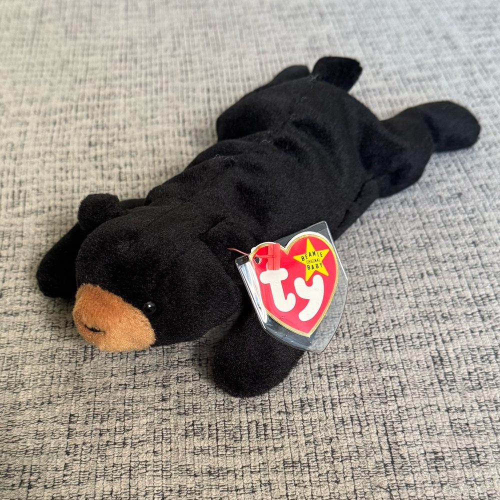 Blackie the Black Bear Beanie Baby by Ty with Tag Protector